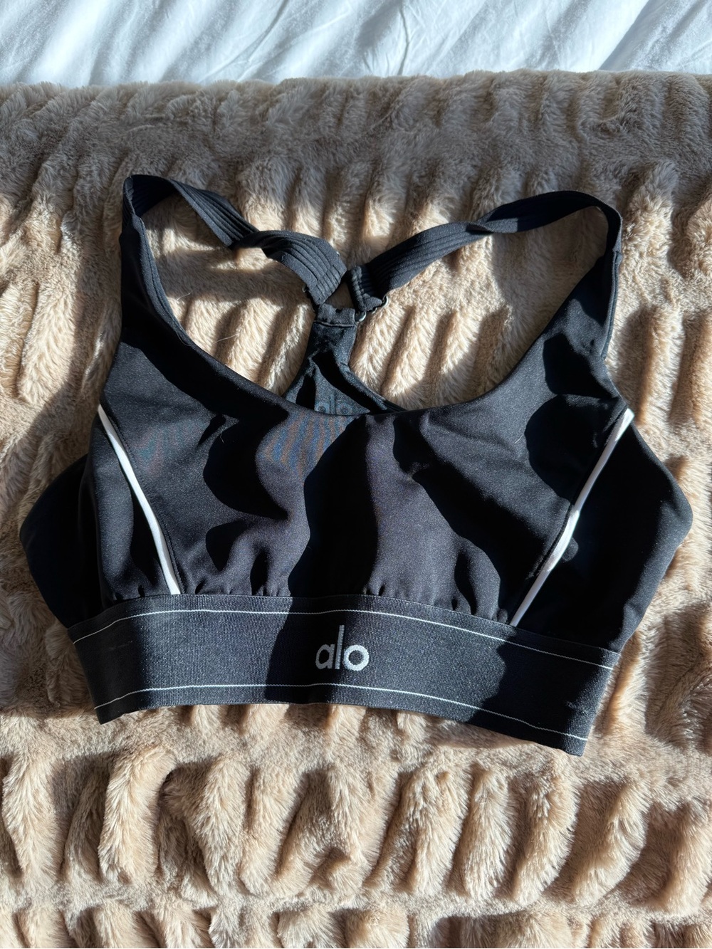 Alo Airlift Bra, Size M